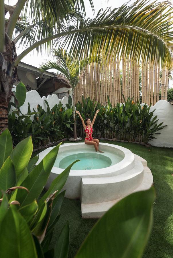 La Isla Bonita Walking Distance To The